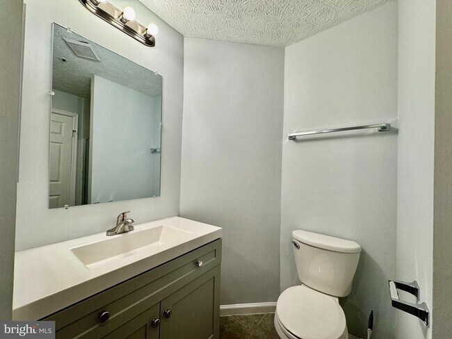 Building Photo - 12201 St Peter Ct