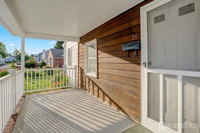 Building Photo - 28 Sedgwick St