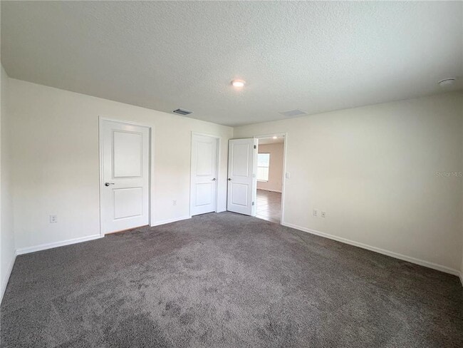 Building Photo - 31031 Silver Stage Dr