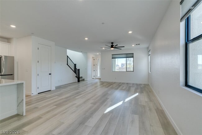 Building Photo - 11537 Cedar Shore Ave