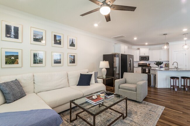 Building Photo - Spacious, Stylish & Move-In Ready! 3BR End Unit Townhome in Durham