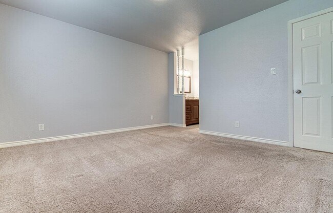 Building Photo - 12111 Missel Thrush Ct