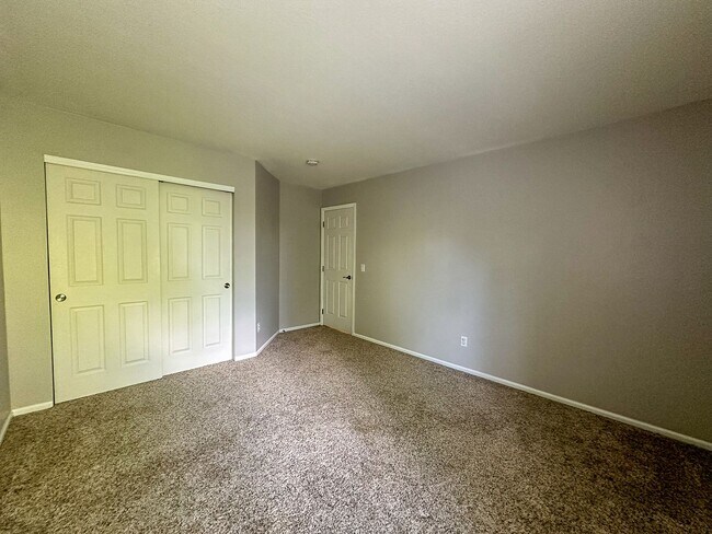 Building Photo - A perfect Highlands Ranch 4-bedroom home