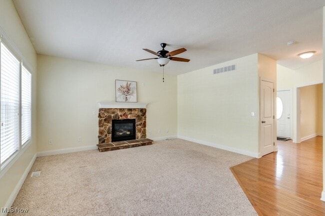 Building Photo - 155 Granite Dr
