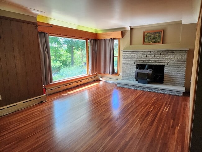 Building Photo - 7522 Utegg Rd