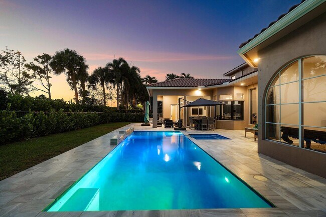 Building Photo - 3381 Lago De Talavera