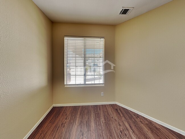 Building Photo - 5752 Taj Mahal Dr