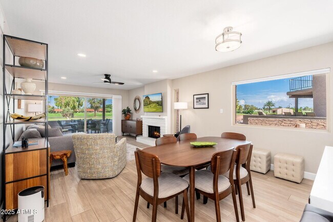 Building Photo - 7424 N Vía Camello Del Norte