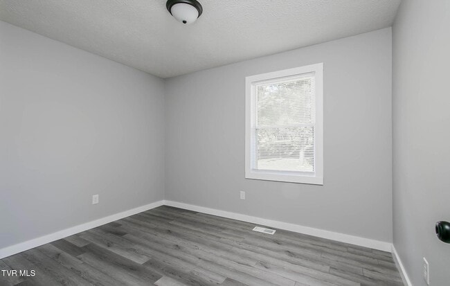 Building Photo - 1205 Morning Star Ln