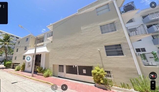 Building Photo - 1441 Lincoln Rd