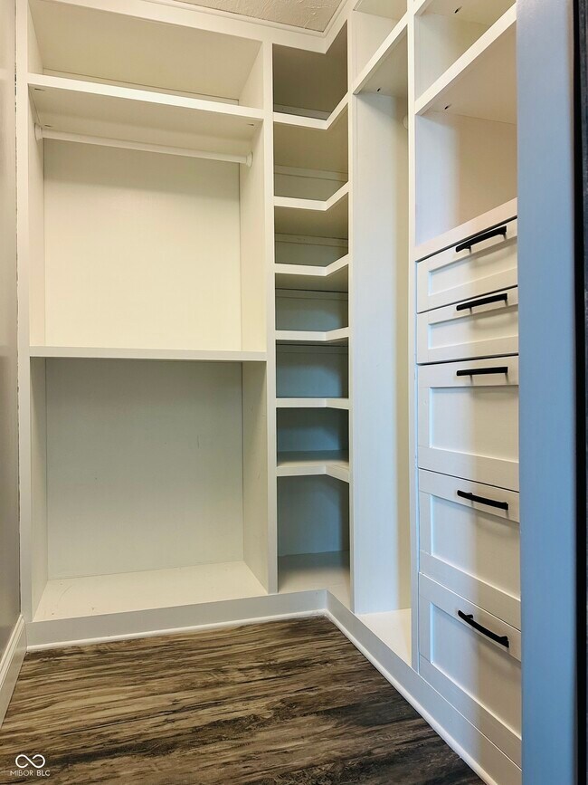 Building Photo - 12438 Hawks Landing Dr