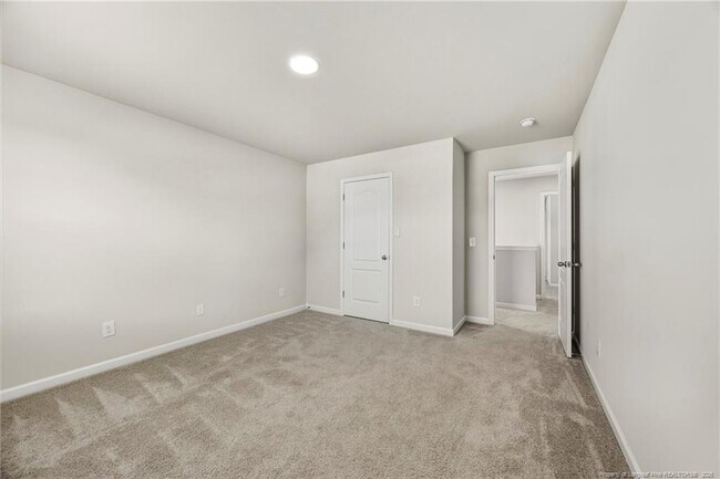 Building Photo - 34 Merlin Ct