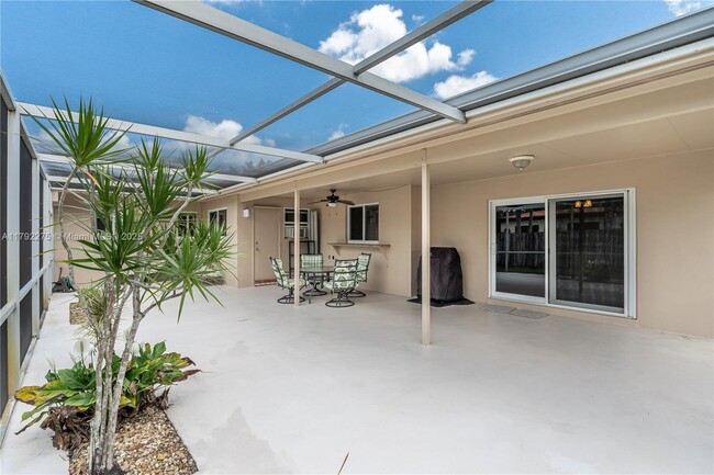 Building Photo - 11431 NW 23rd St