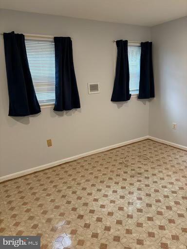 Building Photo - 6803 Wild Rose Ct