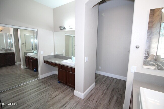 Building Photo - 3118 E Virgo Pl