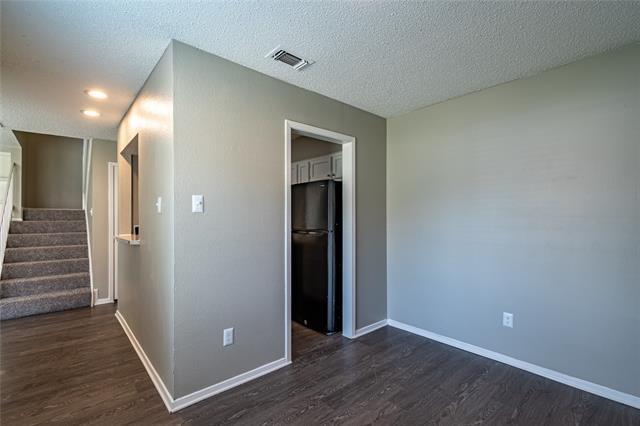 Building Photo - 800 Treadwell Ct