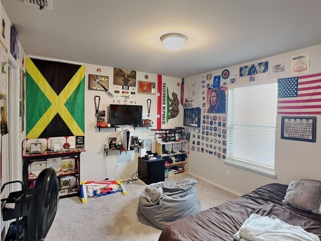 Building Photo - Modern Comfort Meets Spacious Corner-Lot Living