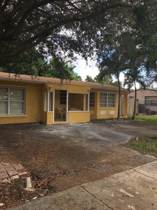 911 Northwest 34th Terrace 911 Northwest 34th Terrace Fort Lauderdale