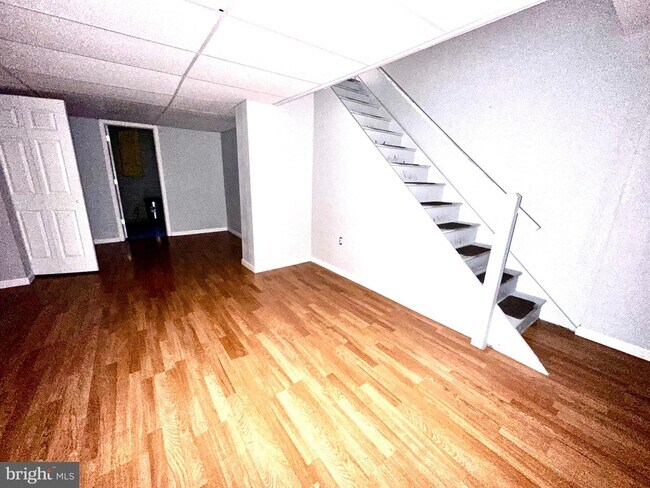 Building Photo - 623 Candlestick Ln