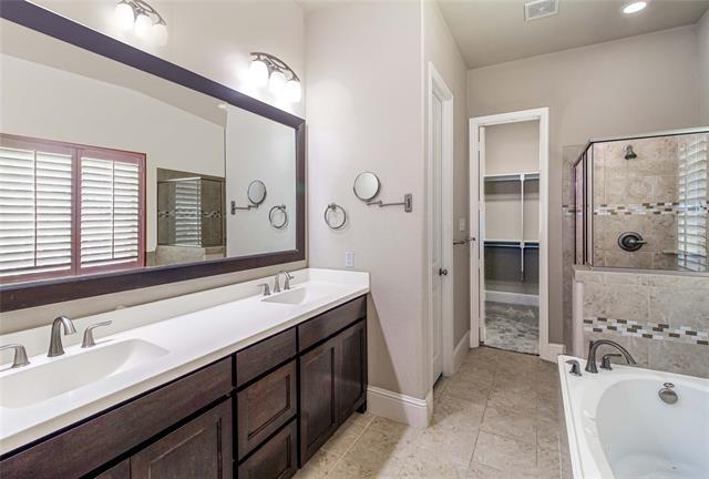Building Photo - 7031 Comal Dr