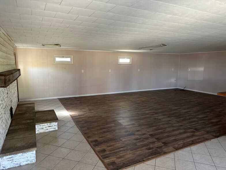 Building Photo - 2745 Adamsville Rd