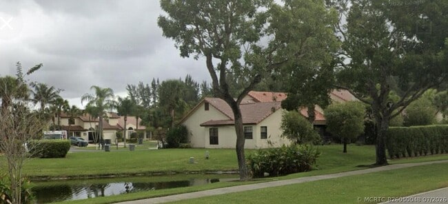 Building Photo - 10300 Hidden Springs Ct