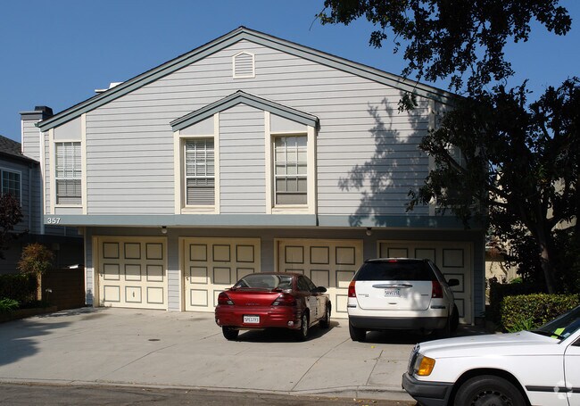 Building Photo - 357 Virginia St