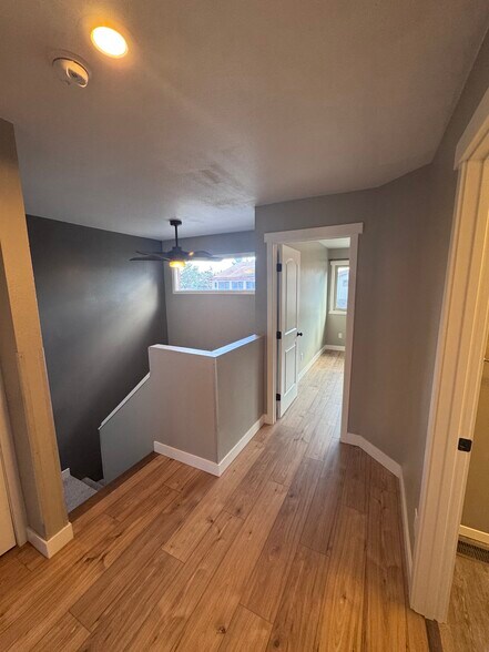 Building Photo - 7810 Mayfair Dr