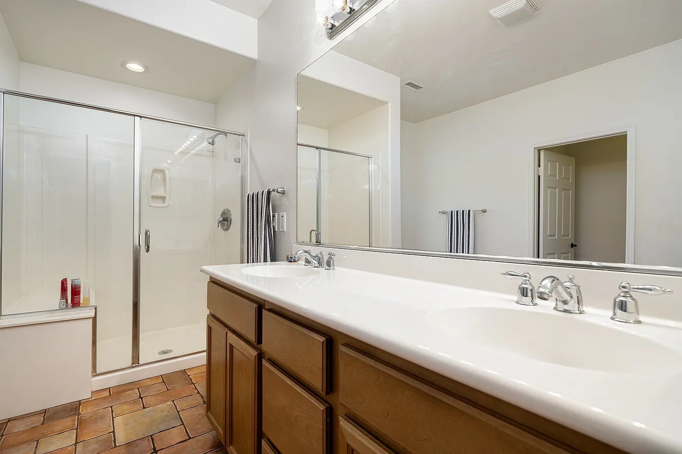 Building Photo - 60755 Living Stone Dr