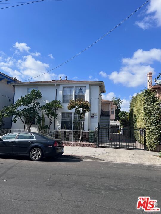 Building Photo - 1411 S Bonnie Brae St