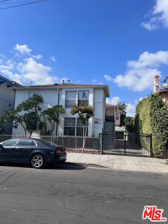 Primary Photo - 1411 S Bonnie Brae St