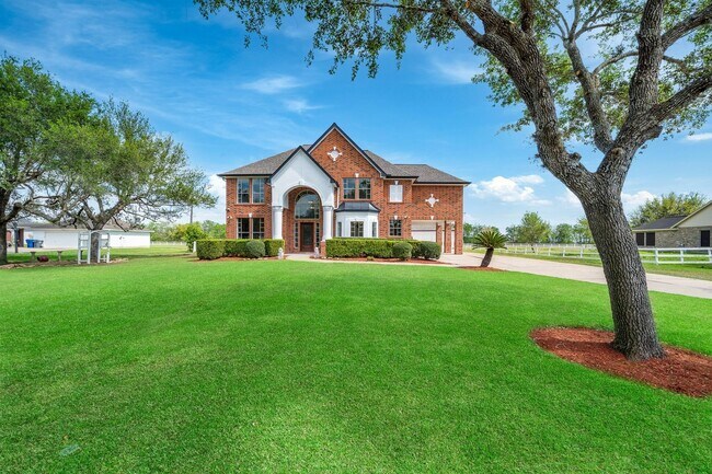 Building Photo - 7211 Savannah Glen Ln