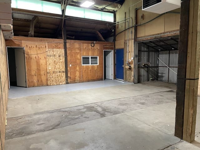 Building Photo - 3415 N Huetter Rd