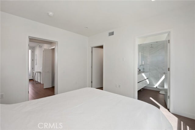 Building Photo - 823 N Fuller Ave