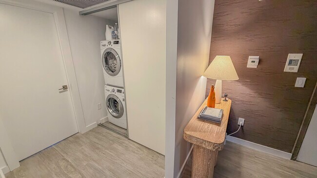 Building Photo - 9801 Collins Ave