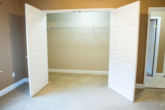Master bedroom closet - 3800 Duncan Rd