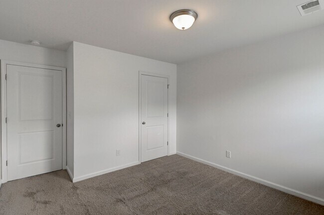 Building Photo - 3 bedroom 2 bath home for rent!
