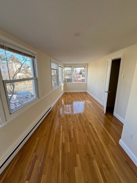 Building Photo - 2572 Massachusetts Ave