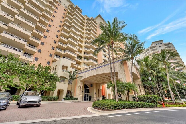 Building Photo - 791 Crandon Blvd