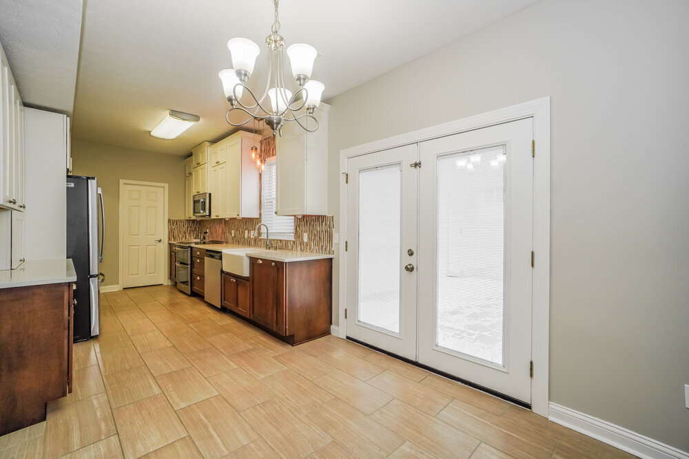 Building Photo - 5932 Ruihley Way