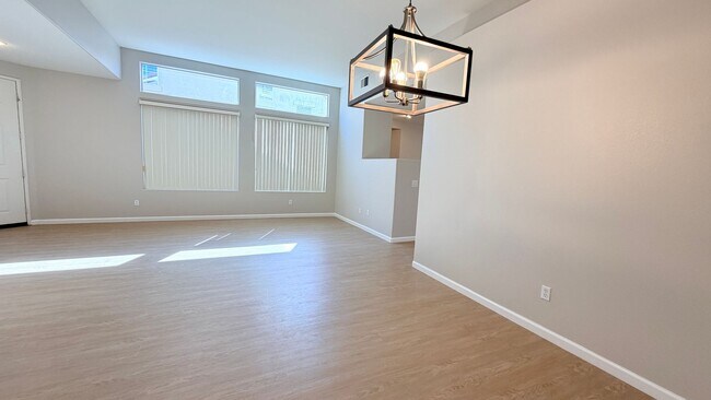 Building Photo - Beautiful 3 bedroom with AC in San Marcos