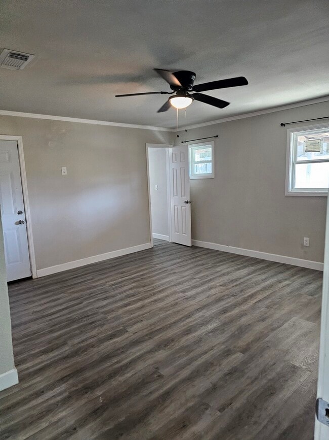 Building Photo - 120 Antionette Ln