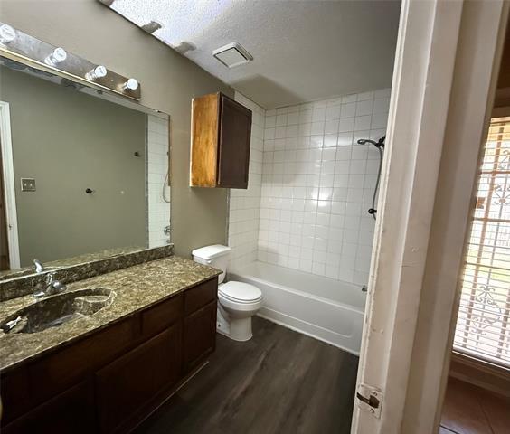Building Photo - 4316 Elliott Oaks Dr