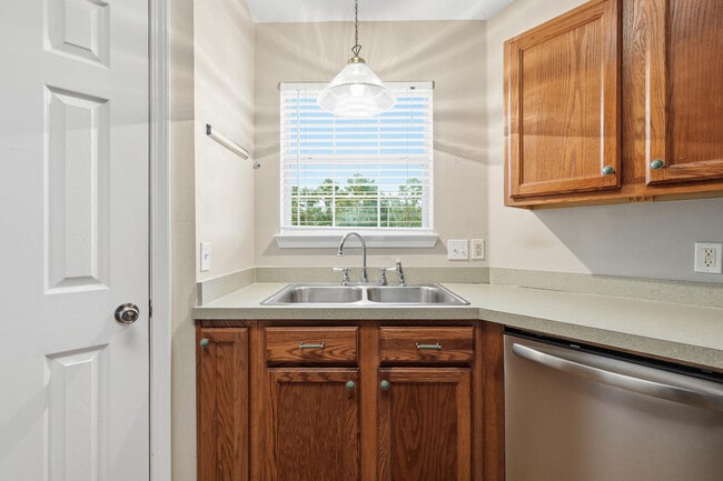 Building Photo - 339 Peggy Dr