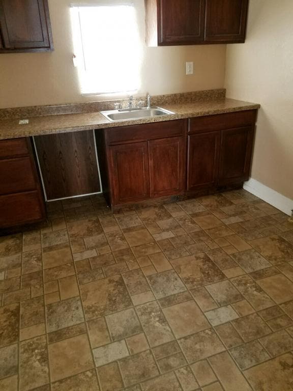 Building Photo - 1615 Collins Ave