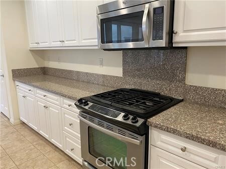 Building Photo - 3011 E Via Corvina