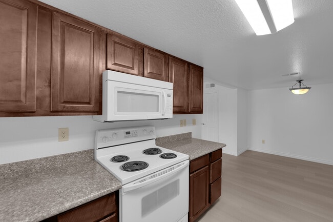 Building Photo - 4921 Indian River Dr