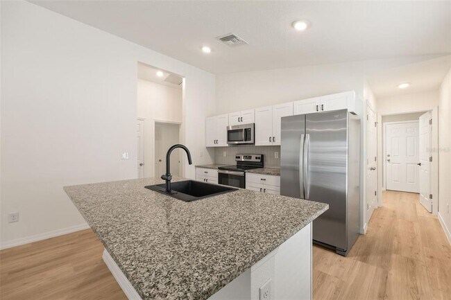 Building Photo - 12401 Streambed Dr