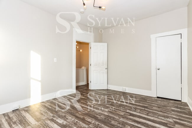 Building Photo - The Lifestyle You Deserve.