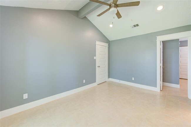 Building Photo - 3843 Westmeadow Dr